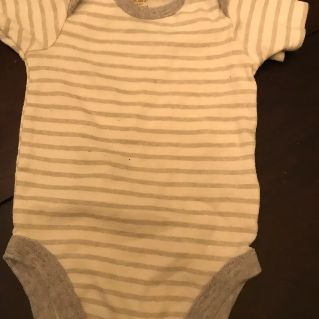 Newborn Sized Clothes photo 7