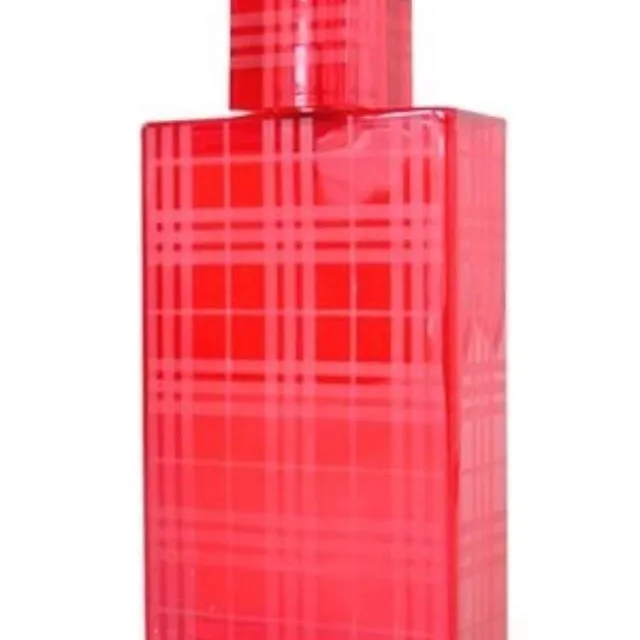 Burberry Red Perfume photo 3