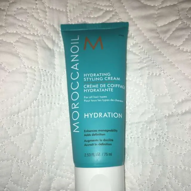 Moroccan Oil Hydrating Styling Cream. photo 1