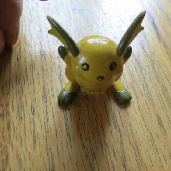 Raichu Pokémon Toy Figure photo 1