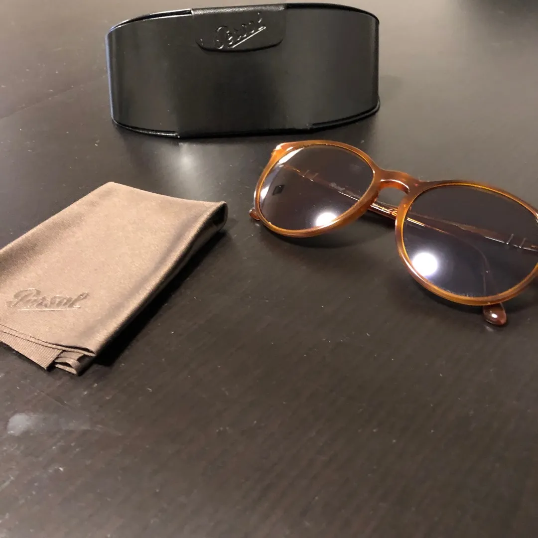 Brand New Persol Sunglasses photo 6