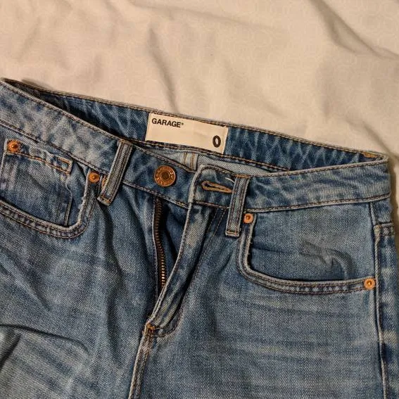 Mom Jeans Size 0 photo 4