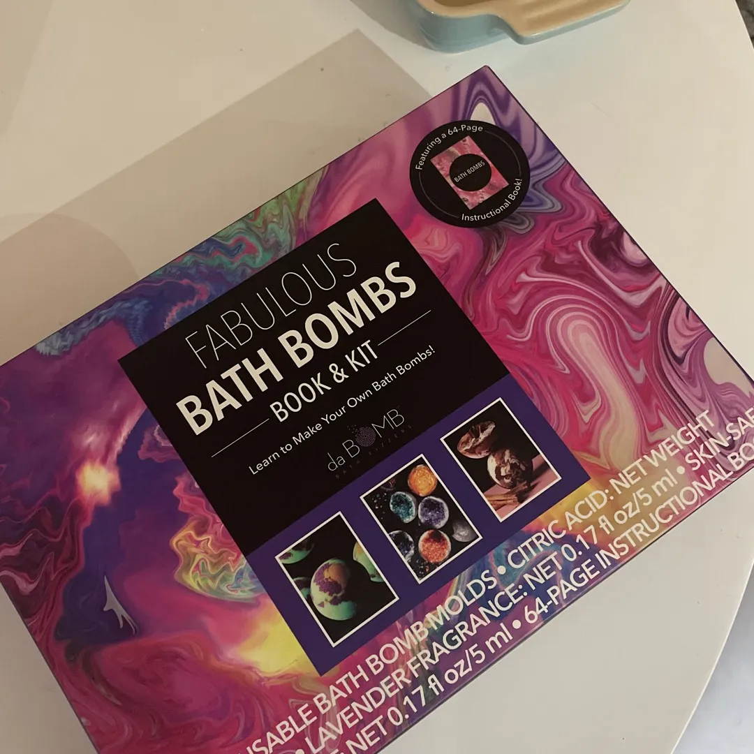 Bath Bomb Kit photo 1