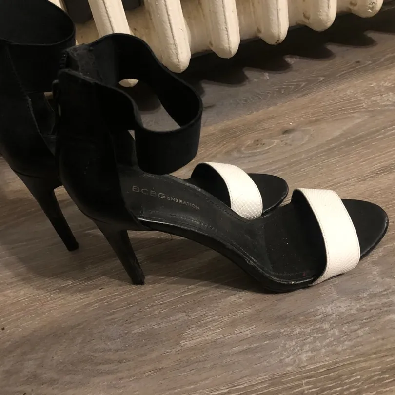 Black and White heels photo 3