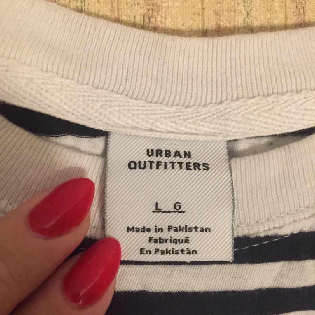 URBAN OUTFITTERS STRIPED T SHIRT photo 3