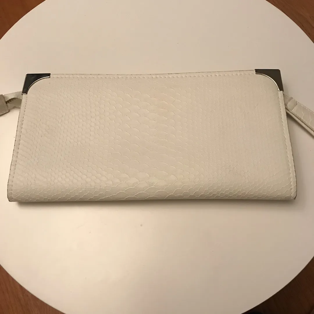 Purse For Sale, Never Used photo 3