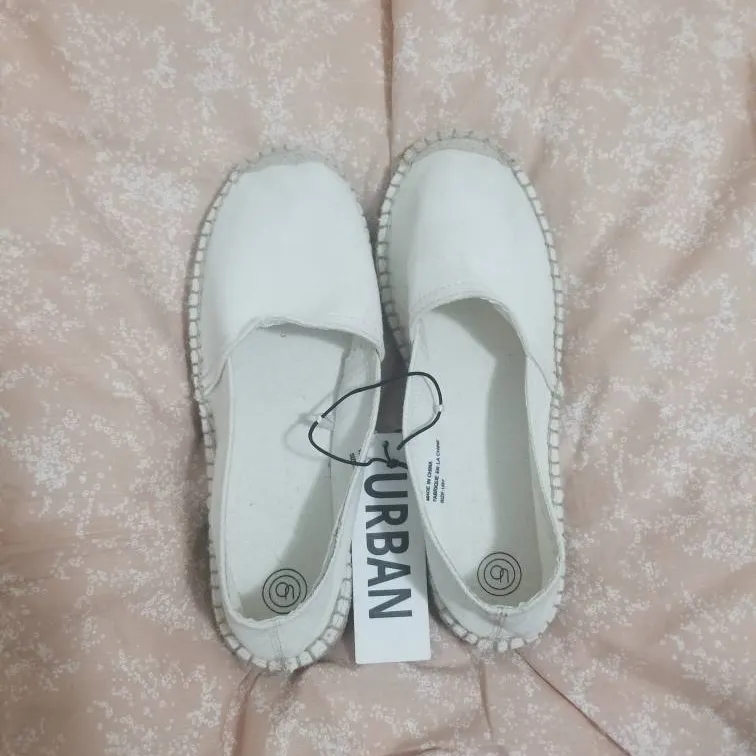 Urban Outfitters Espadrille Slip-Ons In White photo 4