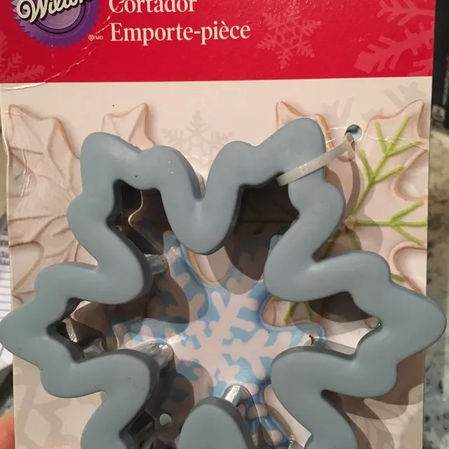 Snowflake "Comfort-Grip" Cookie Cutter photo 1
