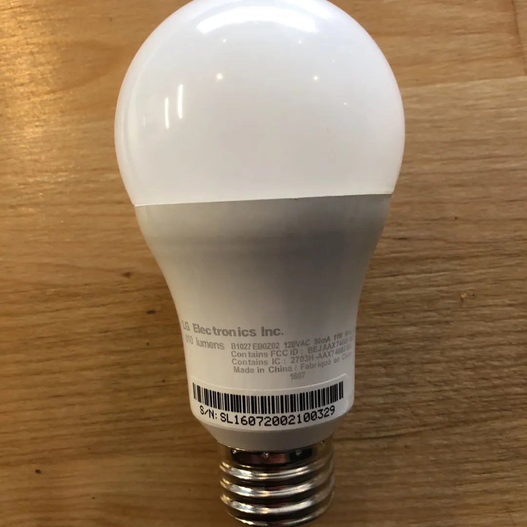 LG Wireless LED Bulb photo 1