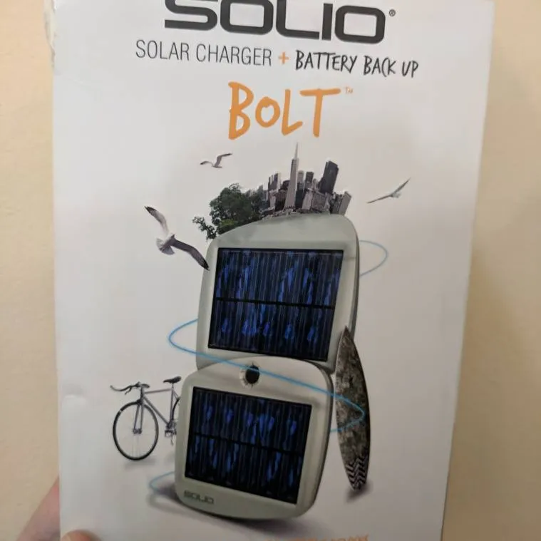 Solio Solar Charger photo 1