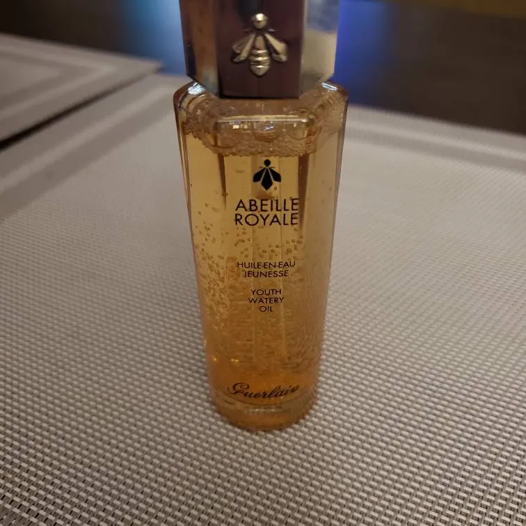 BNIP - Guerlain Abeille Royale Youth Watery Oil photo 1