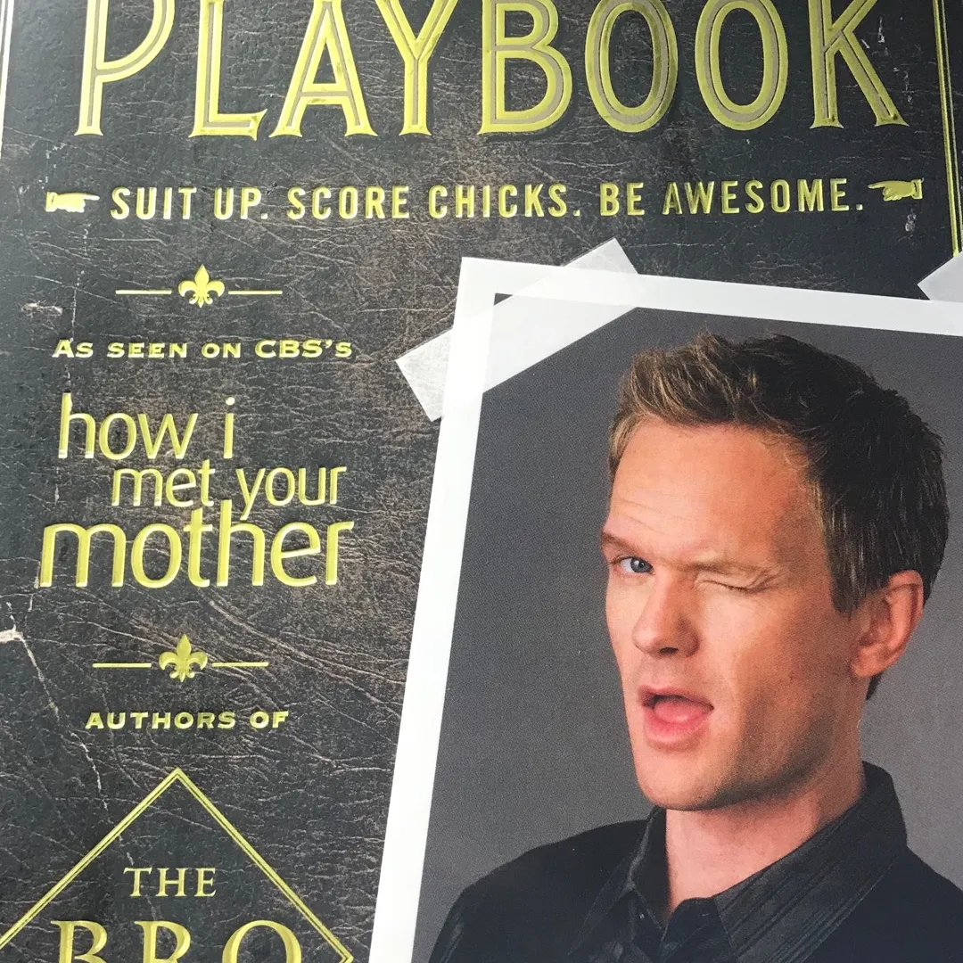 The Playbook- How I Met Your Mother- Barney Stinson photo 1