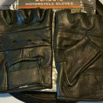 Leather Motorcycle Gloves photo 1