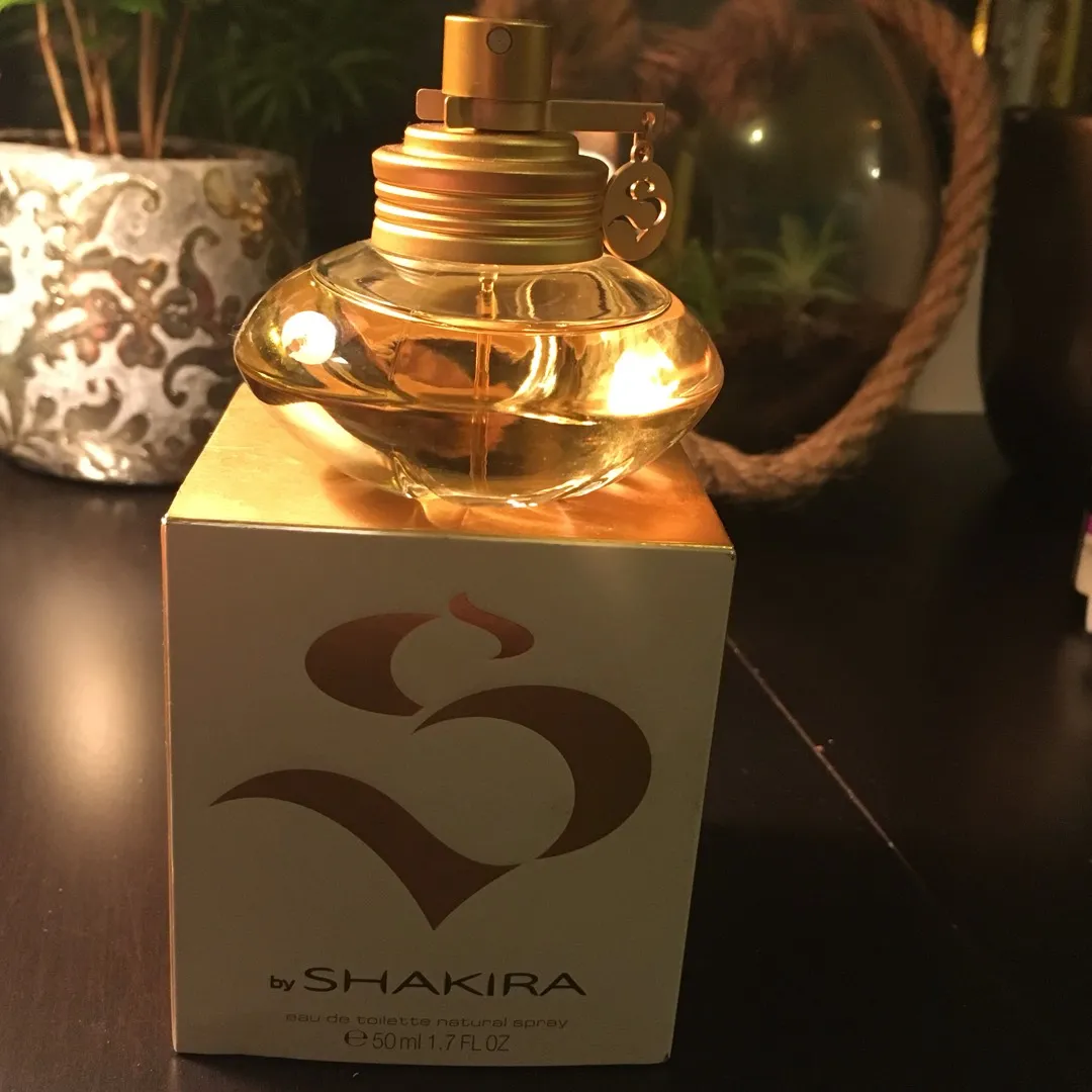 Shakira Fragrance Perfume photo 1
