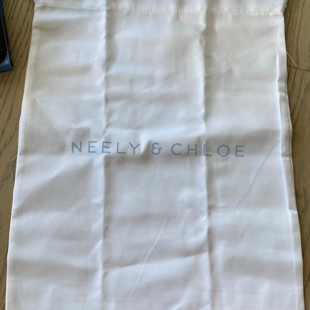 Brand New NEELY & CHLOE dust Bag photo 1