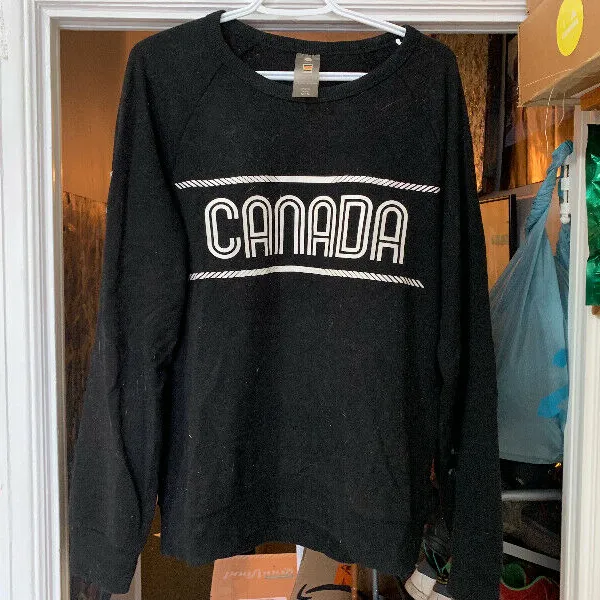CANADA Olympic Sweatshirt - Medium photo 1