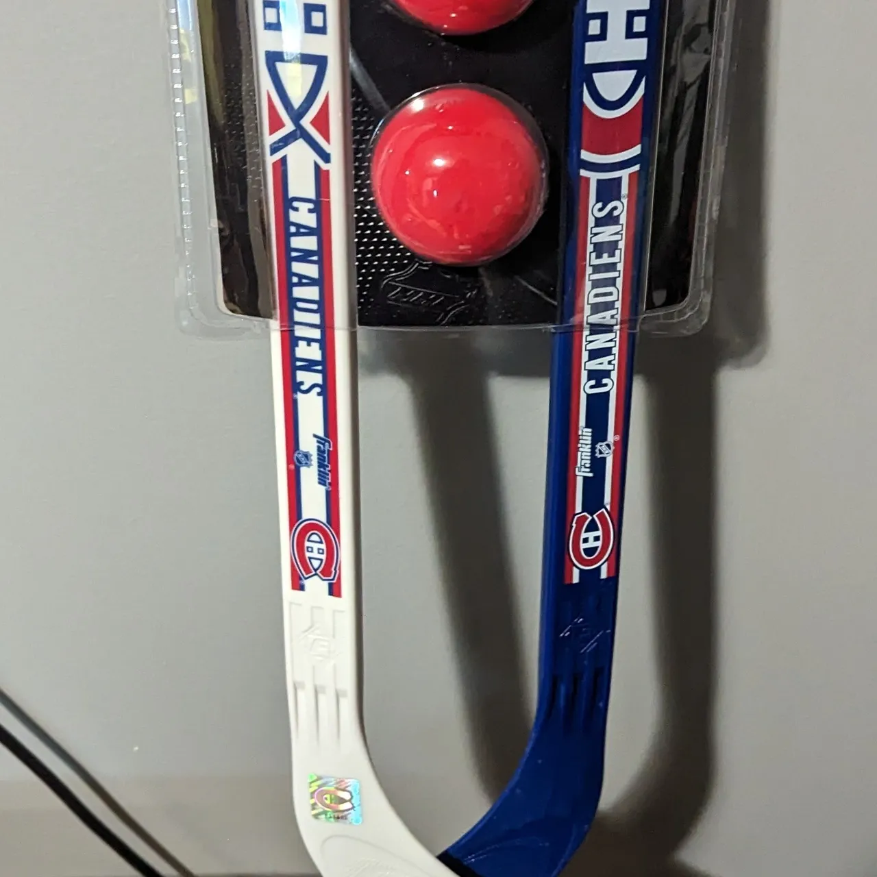 Signed mini hockey sticks photo 1