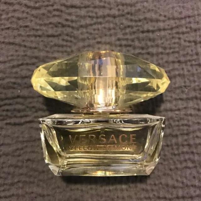 Versace perfume photo 1
