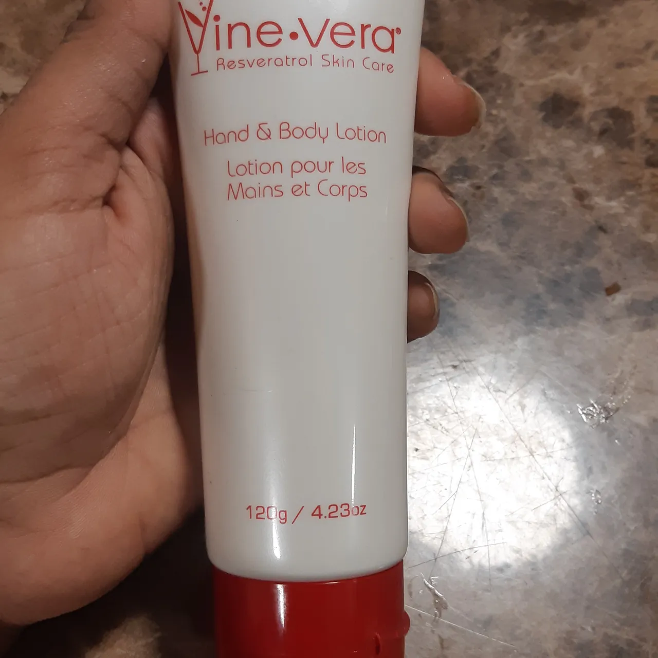 Vine.vera hand & body lotion  photo 1