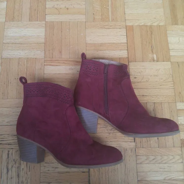 Red Booties photo 1