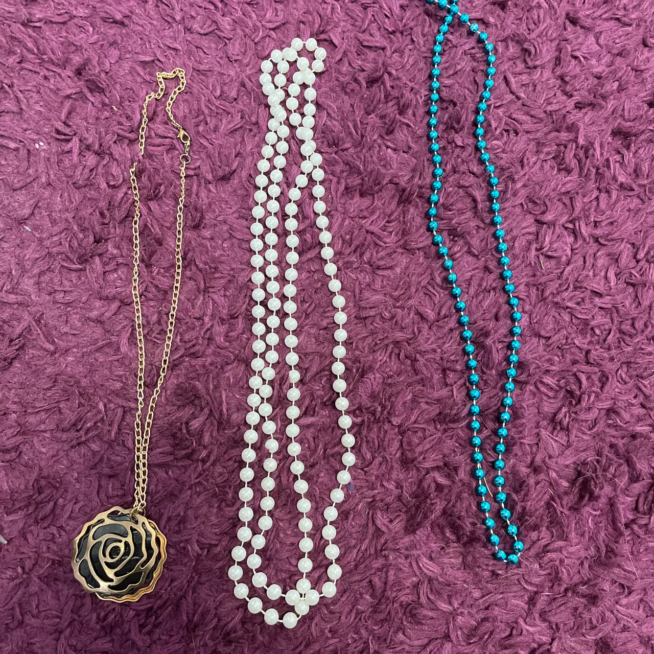 Necklaces jewelry photo 1