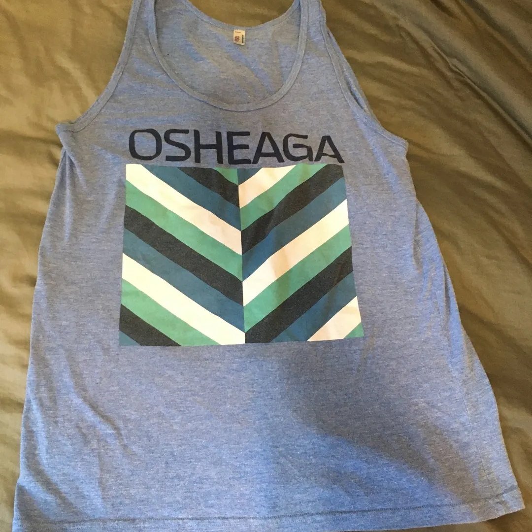 XL men’s Osheaga Shirt photo 1