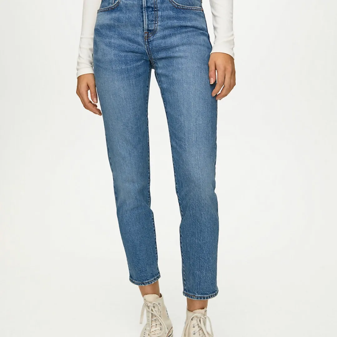 New With Tags: Aritzia Levi Wedgie Crop Jeans photo 1