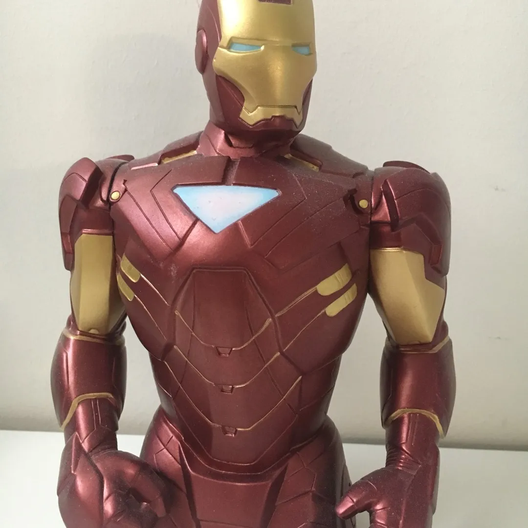 Iron Man - Batman - Superman Bank Busts photo 3