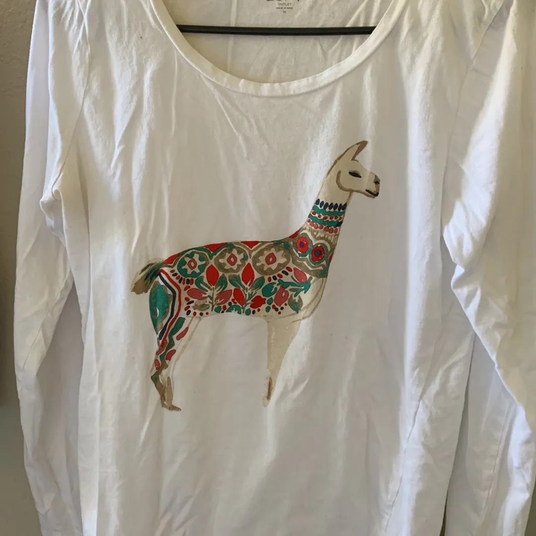 Loft Llama Shirt photo 1
