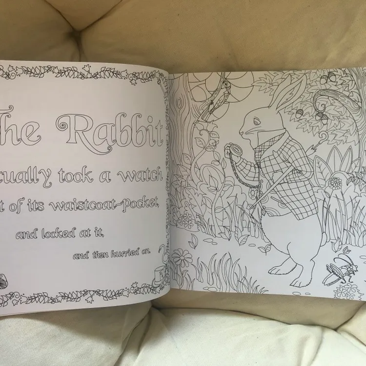Alice In Wonderland Adult Colouring Book photo 3