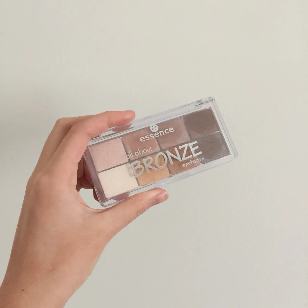 essence all about bronze eyeshadow palette photo 1