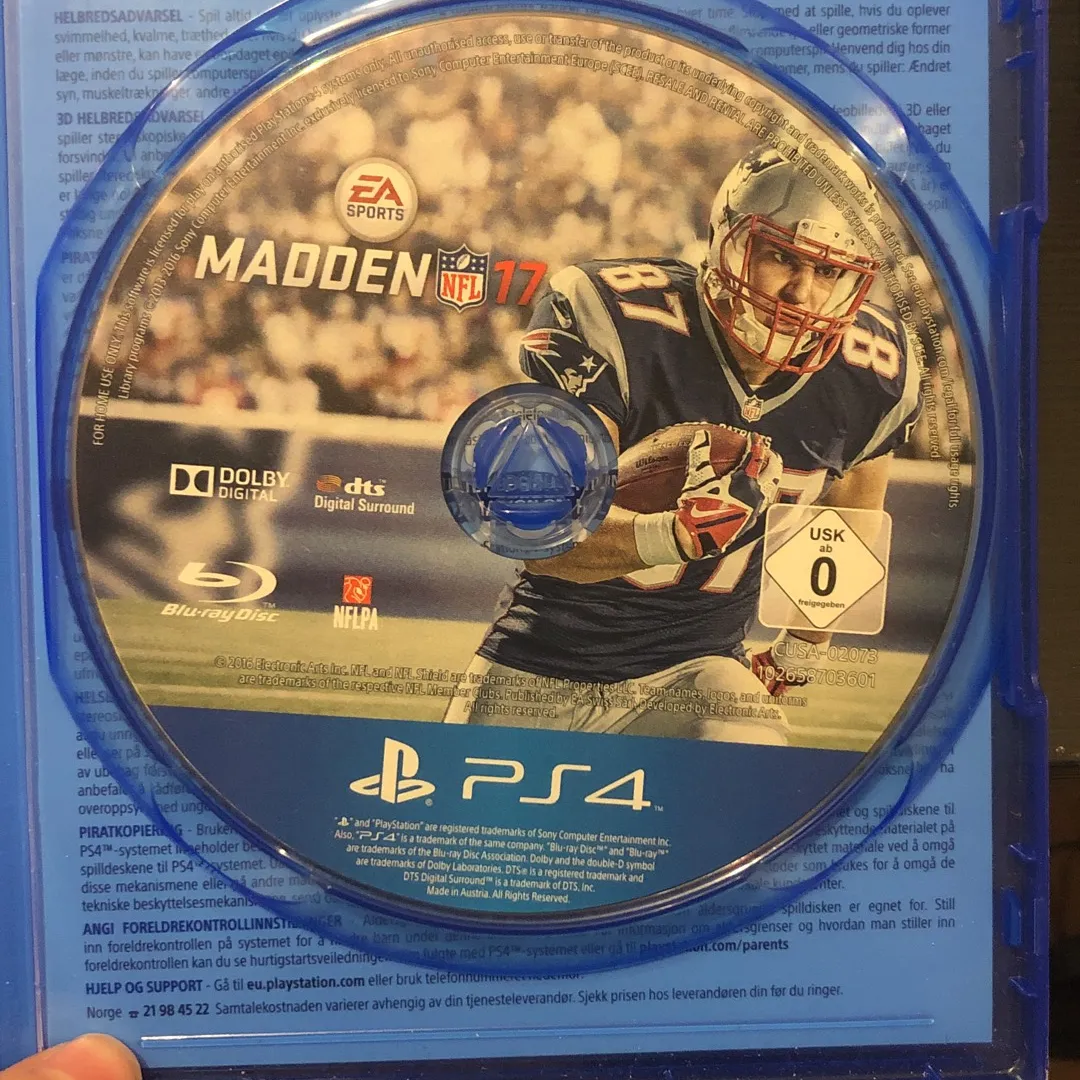 PS4 Game Madden 17 photo 1