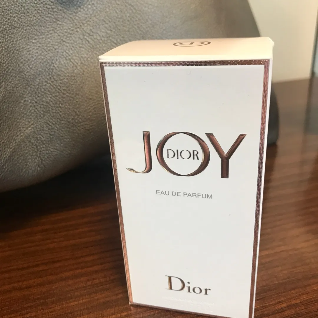 Joy Dior Perfume photo 1