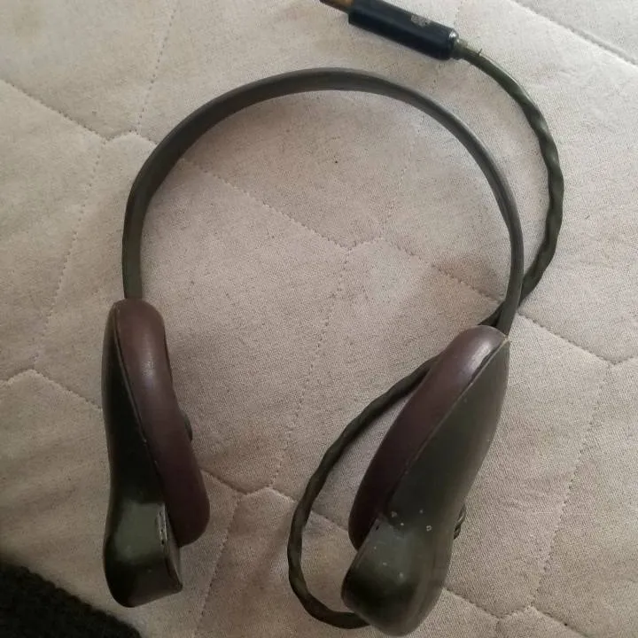 Vintage Headphones/Headset photo 1
