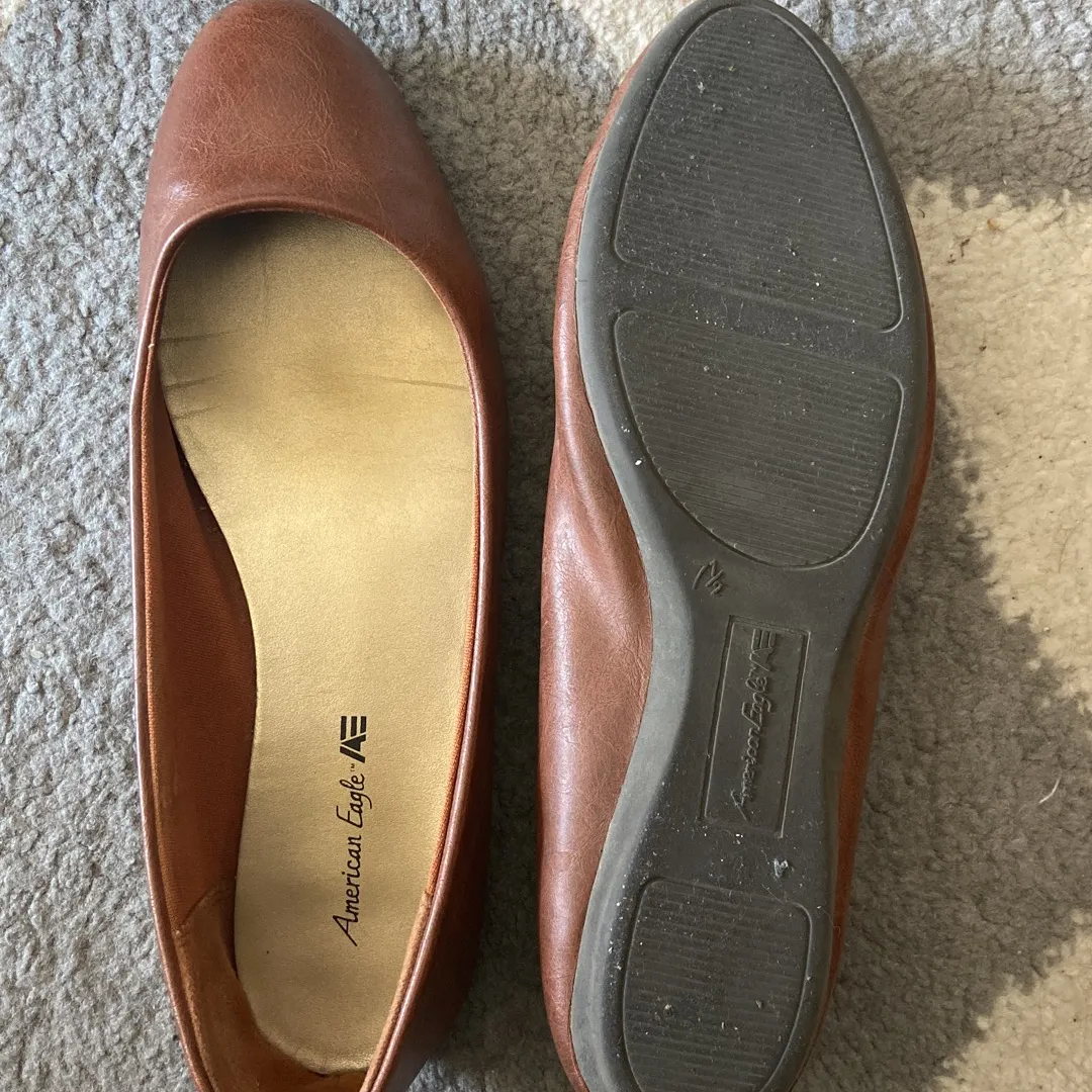 Brown Flats Size 7.5 photo 3