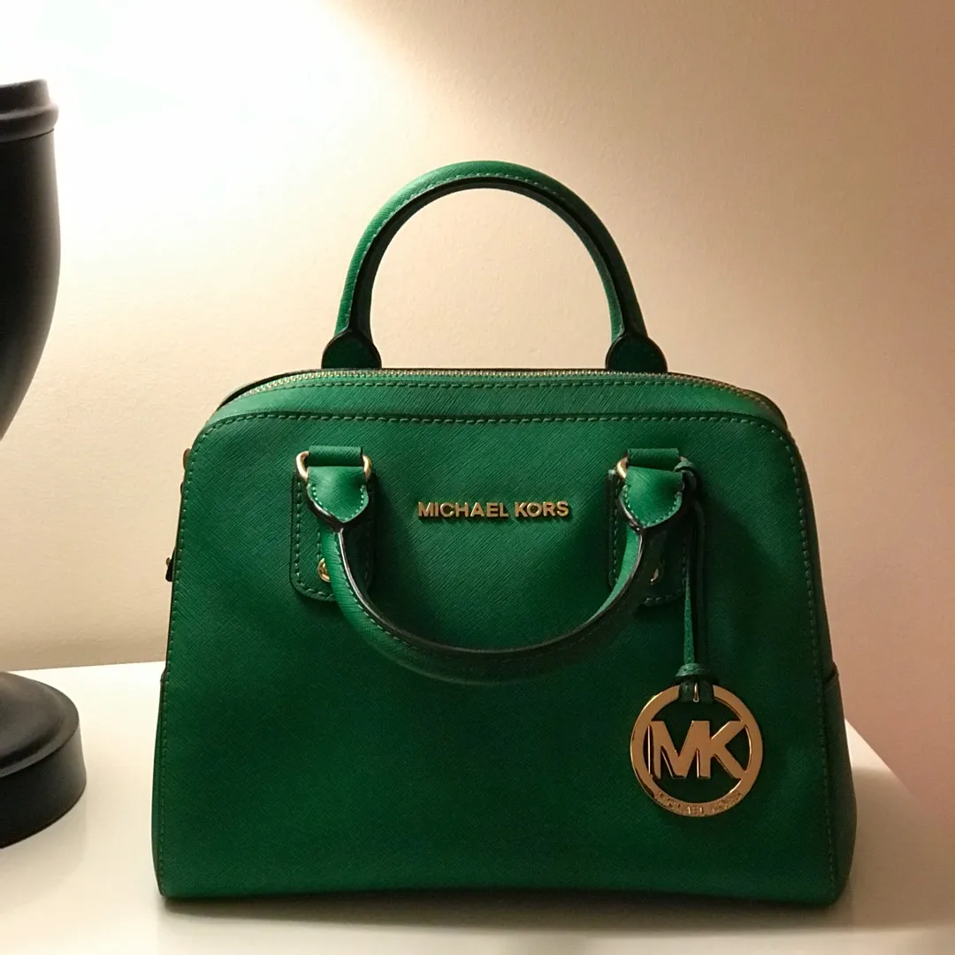 Michael Kors Hand Bag Green photo 1