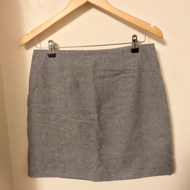 Grey Skirt (2) from Banana Republic photo 3