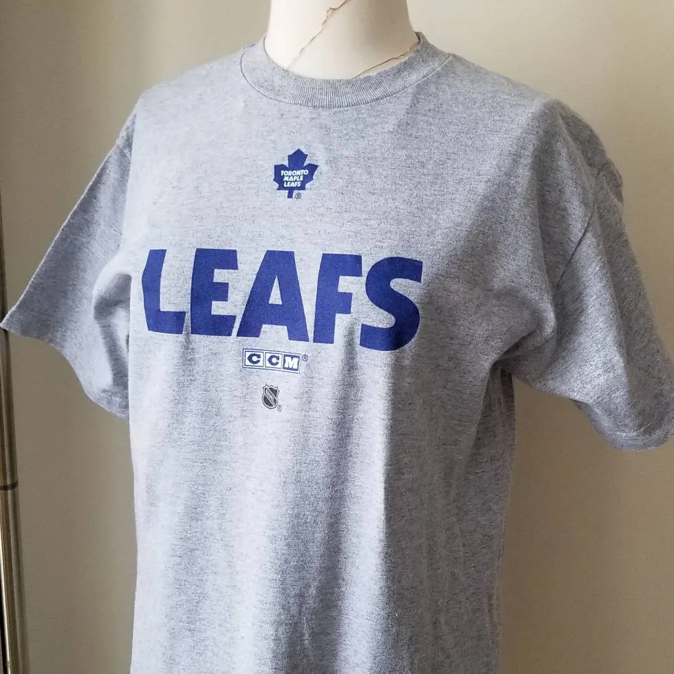 🏒 Medium CCM Leafs T-Shirt 🏒 photo 1