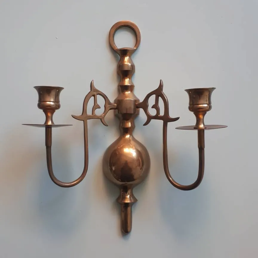 Antique Brass Wall Sconce photo 1