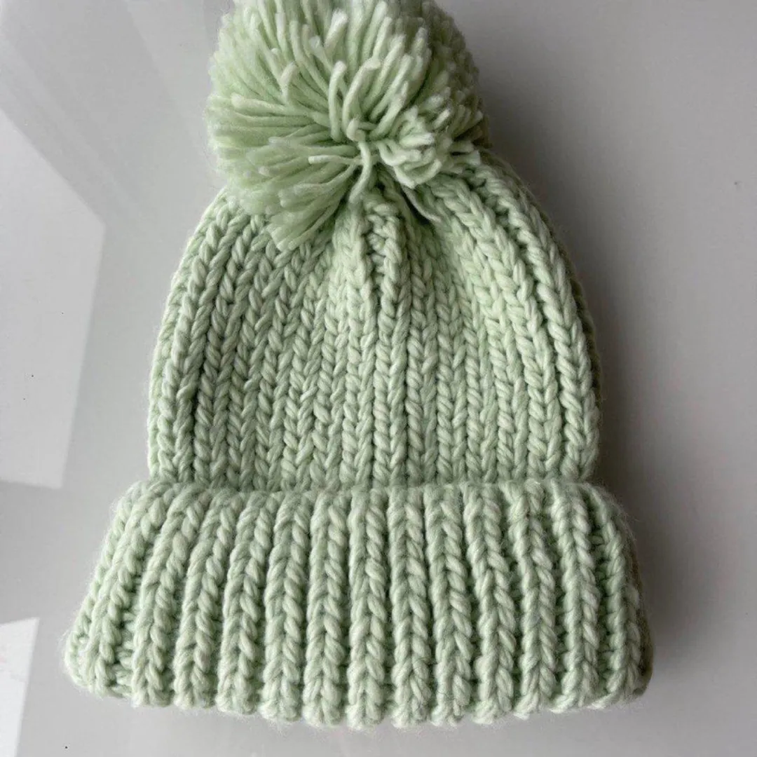 New Urban Outfitters Knit Toque photo 1
