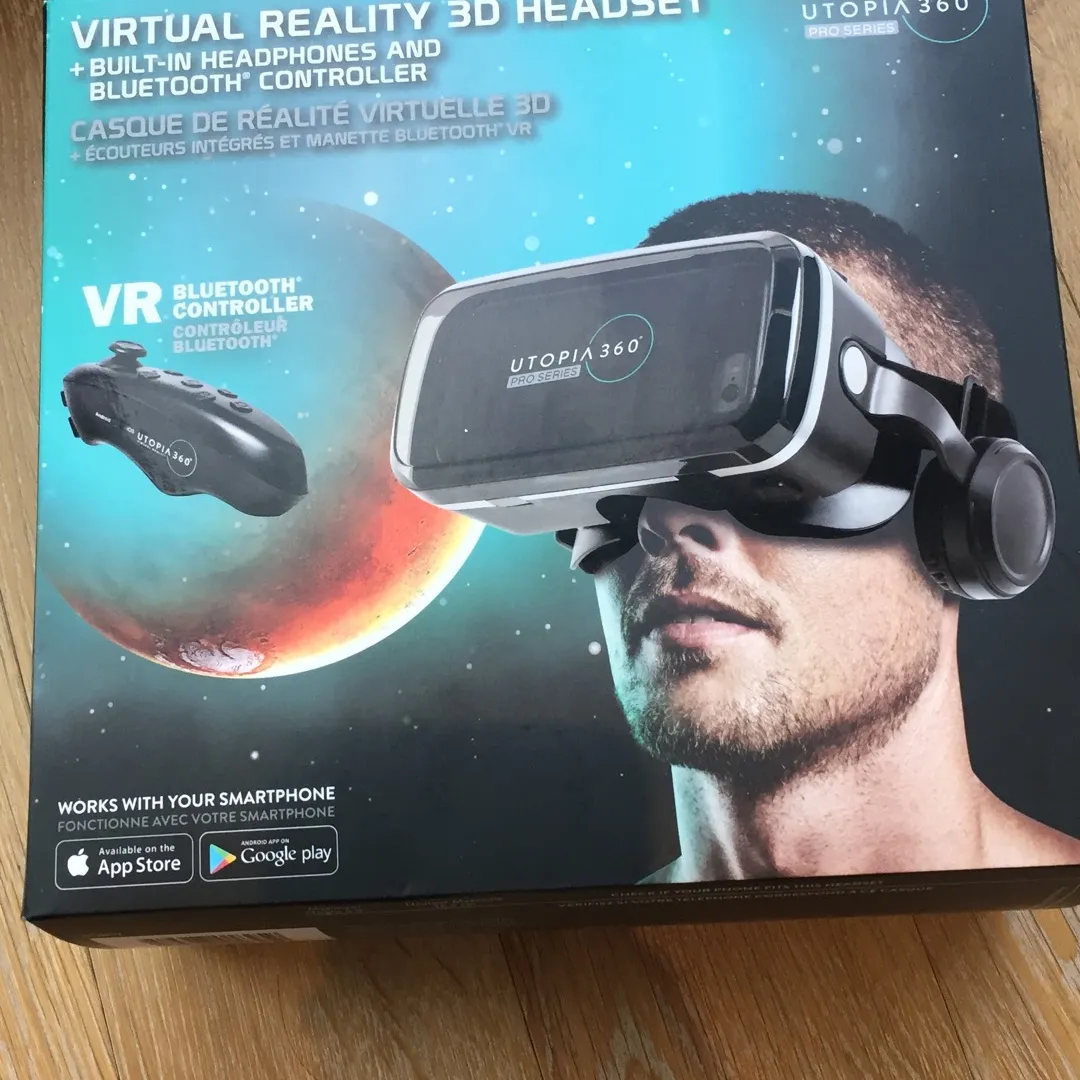 BNIB Virtual Reality goggles photo 1