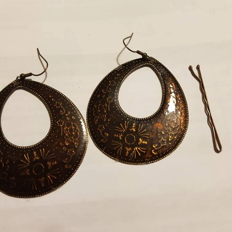 Brown/Bronze Earrings  (costume jewelry) photo 1