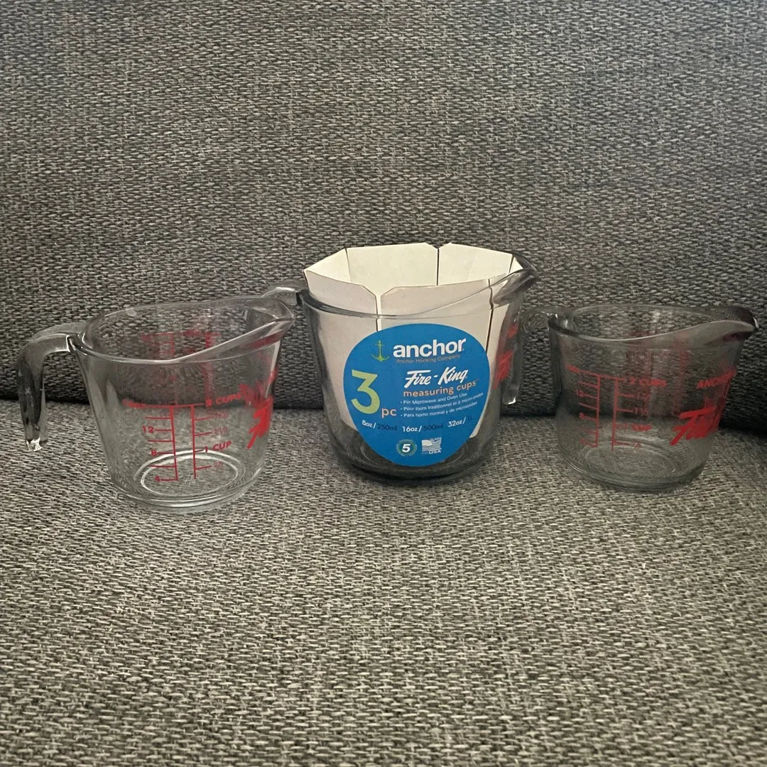 BN Anchor Fire King Measuring Cups photo 1