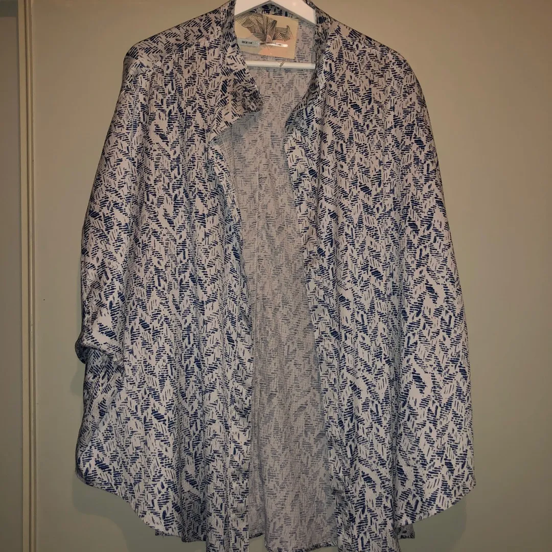 Oversized Urban Outfitters Silky Shirt photo 1