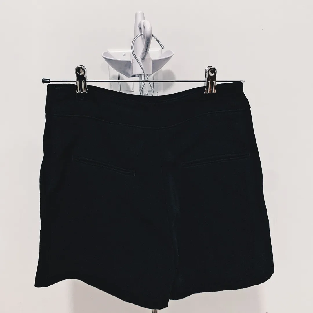 Black Shorts (4) photo 3