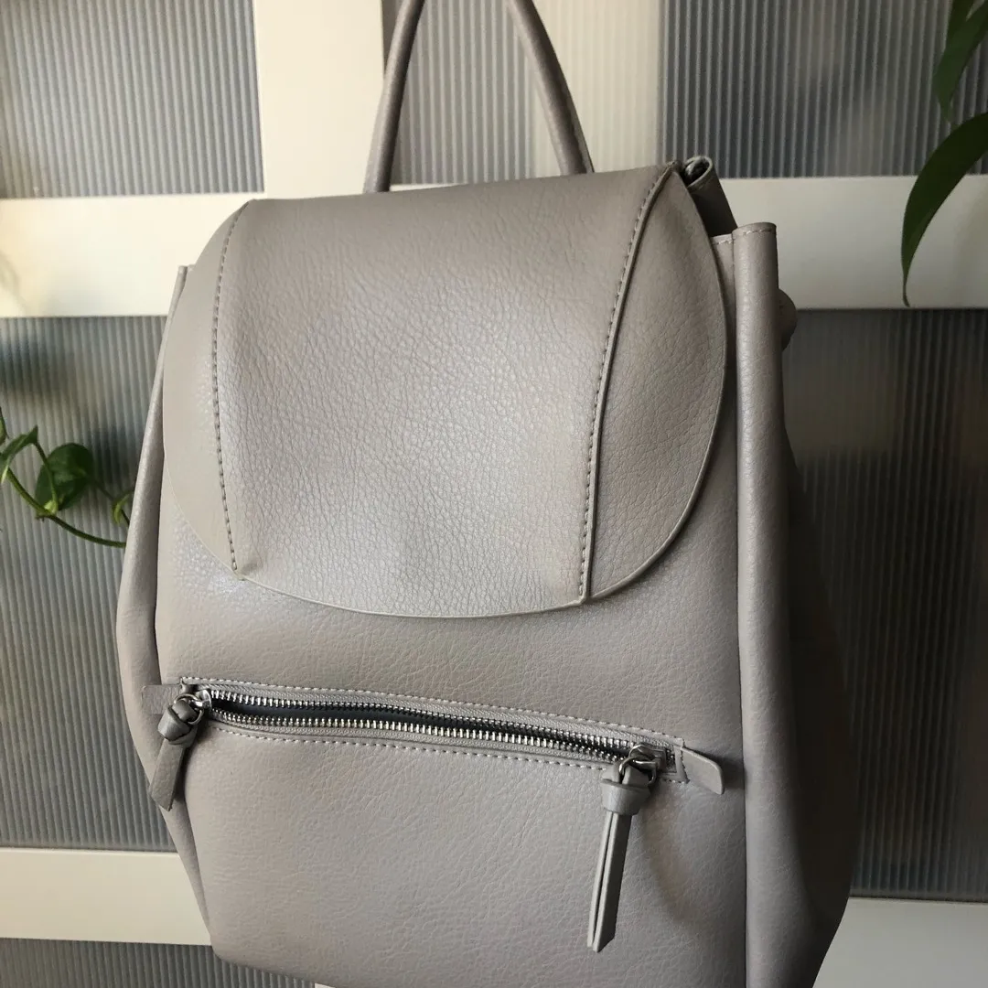 Zara backpack Grey photo 1