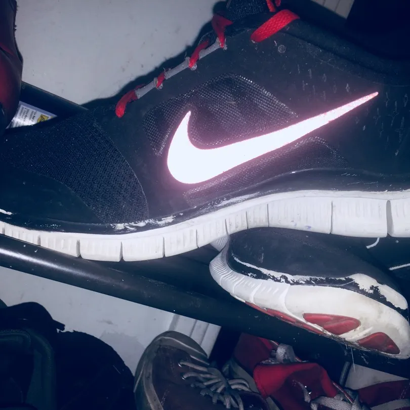 Red And Black Nike Free Run Shoes photo 6