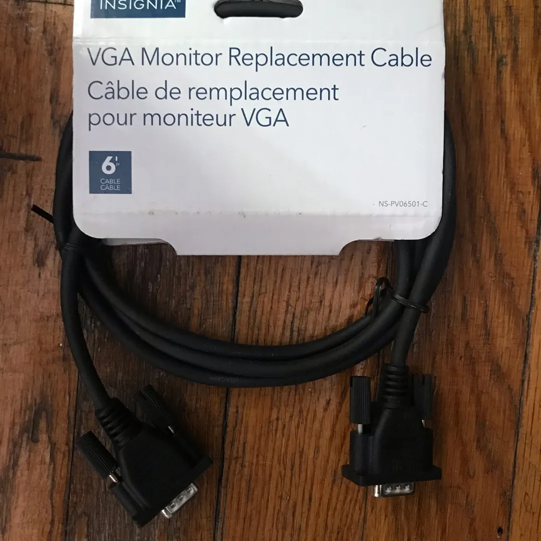 Brand New VGA Cable photo 1