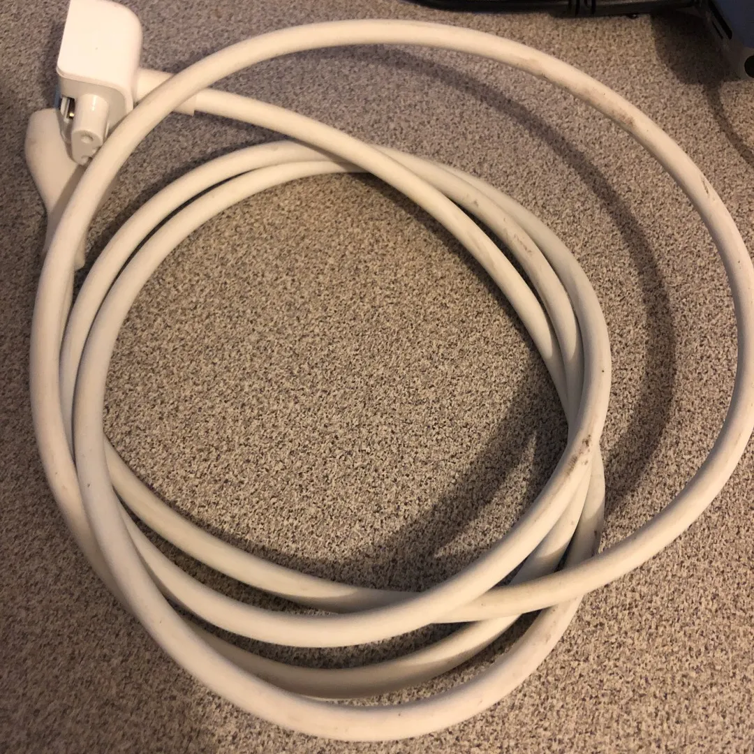 Extension Cord For Mac Pro photo 1