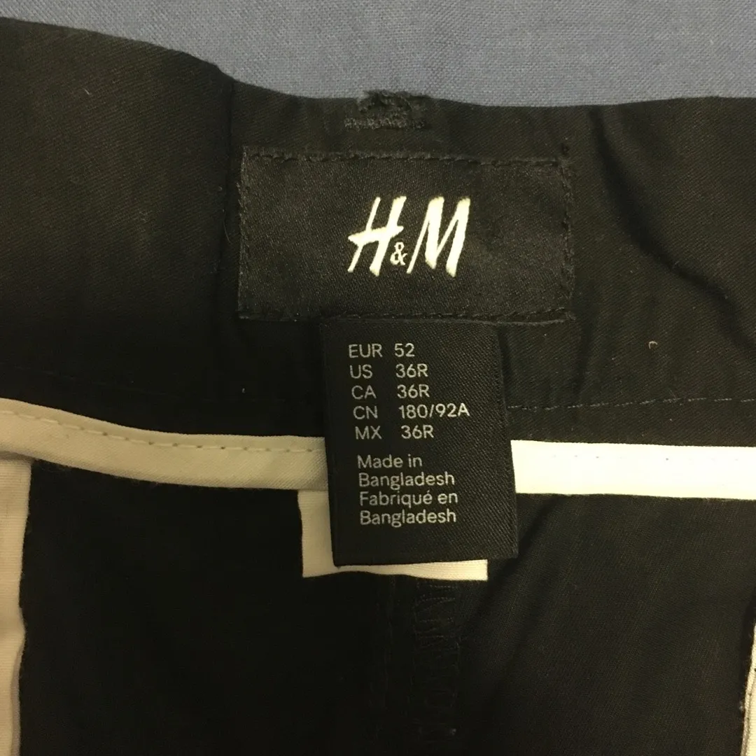 H&M Shorts Mens 36R photo 4
